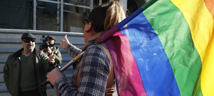 Μπλόκο Αρείου Πάγου στον πολιτικό γάμο ομόφυλων ζευγαριών